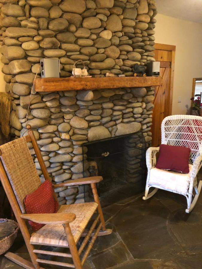 Smokies Bed And Breakfast - Evergreen Cottage Inn Pigeon Forge Esterno foto